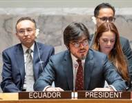 La imagen del embajador de Ecuador ante la ONU, José de la Gasca.