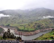 Vista de la represa de Mazar, que se ubica entre Azuay y Cañar.