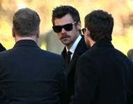 Los ex miembros de la banda One Direction, Harry Styles (C) y Niall Horan, se van después de asistir al funeral del fallecido cantante de One Direction, Liam Payne, en la iglesia de St Mary's en Amersham, al oeste de Londres, el 20 de noviembre de 2024. El funeral del ex One Direction El cantante de dirección Liam Payne, quien murió el mes pasado luego de caerse de su habitación de hotel en Buenos Aires, fue detenido el miércoles.