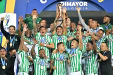 Jugadores del Atlético Nacional, celebrando el título.