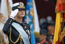 La princesa de Asturias, Leonor de Borbón, asiste al tradicional desfile del Día de la Fiesta Nacional por el Paseo del Prado de Madrid.