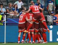 Los jugadores de Suiza celebran el gol de Remo Freuler ante Italia por los octavos de final de la Eurocopa