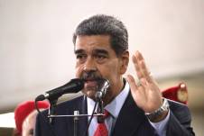 El presidente de Venezuela, Nicolás Maduro, interpuso un recurso de amparo ante la Sala Electoral del TSJ en el que pide aclarar todo lo que haya que aclarar sobre los comicios.