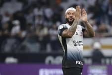 Memphis Depay buscará clasificar a las semifinales de la Copa Sudamericana con el Corinthians.