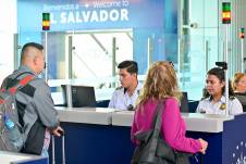 Solo en los primeros cinco meses de este año partieron 50 465 ecuatorianos a El Salvador, pero solo 5 064 retornaron.