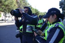 Los agentes ubicados en la avenida Quitumbe Ñan, al sur de Quito.