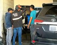 Los agentes de la Policía Judicial intervinieron en el taller mecánico clandestino, en el sur de Quito.