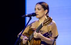 Natalia Lafourcade.