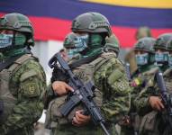 Los militares ayudan al control de las cárceles.