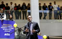 Daniel Noboa en el edificio de la exUnasur para presentar un centro de estudios.