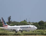 Fotografía de un avión de la compañía American Airlines. EFE/Orlando Barría