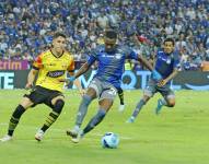 Barcelona y Emelec se enfrentan en el Clásico del Astillero.