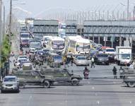 Imagen de archivo de un operativo que implicó el cierre del puente de la Unidad Nacional a la altura de la llegada de Durán.