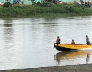 Cadáver de un hombre es encontrado flotando en el río Babahoyo