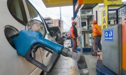 Distribuidores de combustible de la Costa apoyan eliminación de subsidio