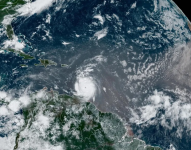 Fotografía satelital del huracán Beryl