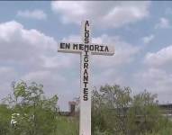 Imagen de una cruz de migrantes en México.