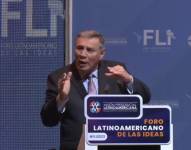 Jamil Mahuad durante un conferencia en el Foro Latinoamericano de las Ideas.