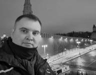 Muere el reportero ruso, Alexandr Martemianov, en un ataque de dron ucraniano contra un coche civil.