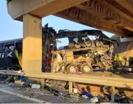 Accidente del bus junto a los bomberos de Brasil