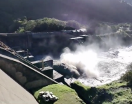 La hidroeléctrica Coca Codo Sinclair opera al 1 % de su capacidad, mientras Agoyán y San Francisco seguirán apagadas
