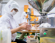 Foto referencial de una fábrica donde se producen alimentos