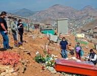 Durante la pandemia, Perú ha registrado alrededor de un 150% más de muertes de lo esperado.