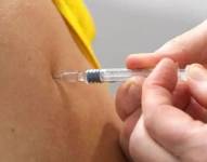Una dosis incorrecta de la vacuna de Oxford resultó en un 90% de eficacia.