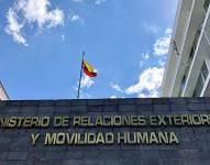 La fachada externa del Ministerio de Relaciones Exteriores, en Quito.