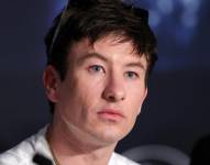 Barry Keoghan es un talentoso actor irlandés, reconocido por sus intensas y versátiles interpretaciones. Ha destacado en películas como The Killing of a Sacred Deer y The Banshees of Inisherin, por las cuales ha recibido numerosos elogios, incluyendo una nominación al Oscar.