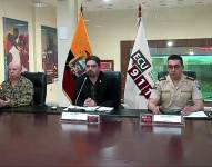 Imagen de Lyonel Calderón, viceministro de Seguridad Ciudadana y Fausto Buenaño, subcomandante general de la Policía Nacional.