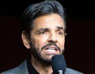 Eugenio Derbez es un reconocido actor y comediante mexicano, famoso por sus ingeniosas interpretaciones y su gran trayectoria en cine, televisión y teatro. Hijo de la actriz Silvia Derbez, ha logrado trascender fronteras y convertirse en una figura destacada en la industria del entretenimiento a nivel internacional.