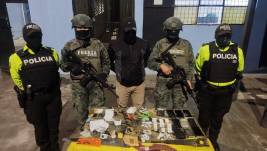 Policías y militares encontraron objetos prohibidos en la cárcel de Ambato.