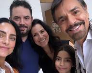 Imagen de archivo de Aislinn Derbez y Eugenio Derbez.