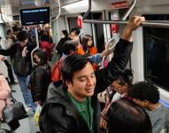 Los ciudadanos ya utilizaban el Metro de Quito para movilizarse.