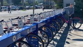 El Sistema de Bicicletas Públicas funcionaba con 130 vehículos no motorizados y seis estaciones en el hipercentro de Quito.