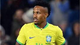 Éder Militão, defensor brasileño.