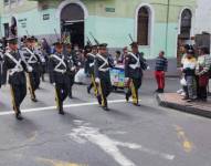 Imagen referencial del desfile cívico en Quito.