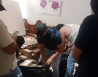 Guayaquil | Cinco policías desaparecieron tras el decomiso de casi una tonelada de droga en Los Ceibos