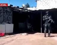Quito: Armas de fuego y hasta un lanzacohetes se decomisaron en una casa en Quitumbe