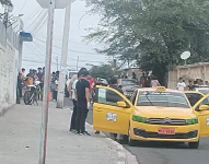 Imagen del asesinato de un taxista en la parroquia Eloy Alfaro en Manta.