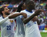 Jugadores franceses celebrando el triunfo.