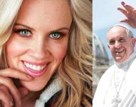 Imagen de archivo de Jenna McCarthy (derecha) y otra de el Papa Francisco (izquierda).