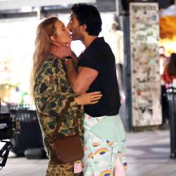 Foto © 2024 Backgrid/The Grosby Group Nueva York, NY - Fotos archivadas de enero de 2024 que muestran a Blake Lively y Justin Baldoni en el set de It Ends With Us en Nueva Jersey.