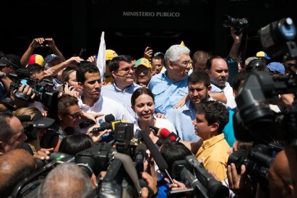 Oposición dice que Gobierno se infiltró en protestas en Caracas