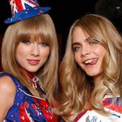 Fotografía de la actriz Cara Delevingne y Taylor Swift