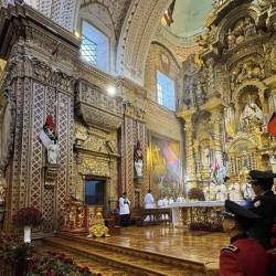 Ceremonia religiosa de agradecimiento y bendición de Quito.