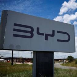 El sitio de construcción de la nueva fábrica de vehículos eléctricos de BYD en Camacari, Brasil, fotografiado en noviembre de 2024.