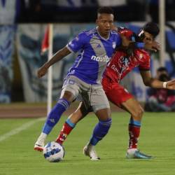 https://www.ecuavisa.com/deportes/futbol-nacional/2024-08-19-jhon-jairo-sanchez-se-va-emelec-JJ7865029quiere renovar su contrato con Emelec.