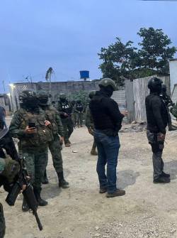 La Policía ejecutó operativos en Durán y Guayaquil.